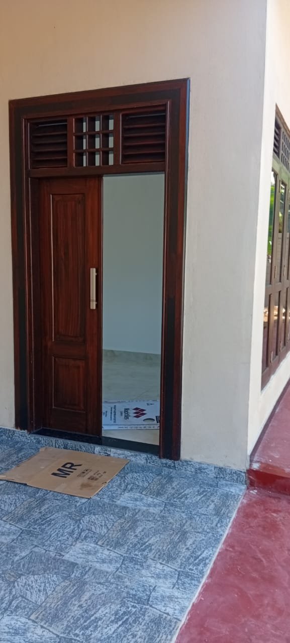 HOUSE FOR SALE IN DIYAGAMA